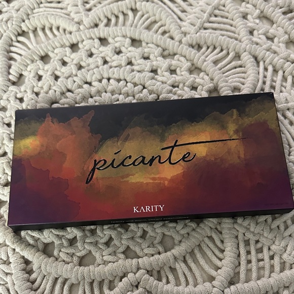 Karity Picante Eyeshadow Palette - Warm Tones - Picture 8 of 8